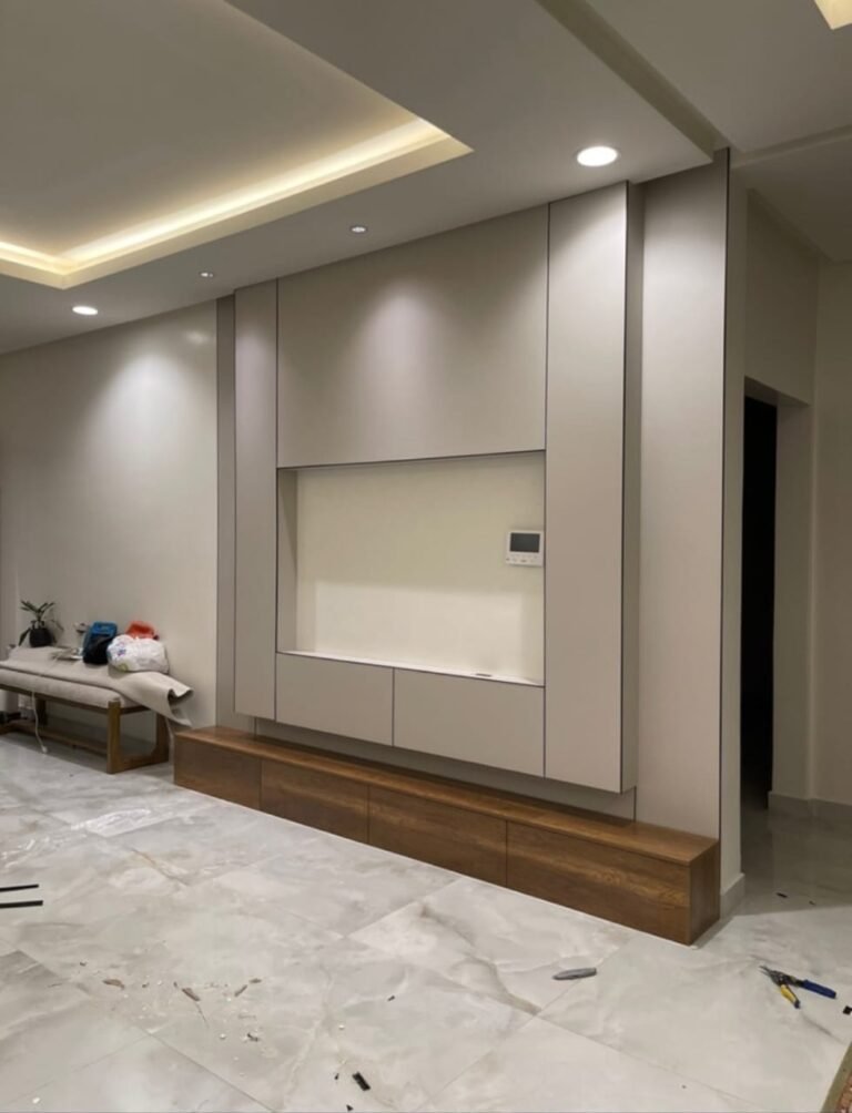 ديكورات ورق حائط